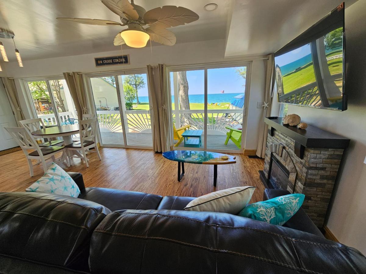 Seaside Lake-Front Cottage Madison Exterior foto